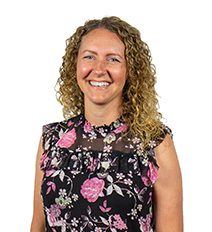 chrstina wright headshot